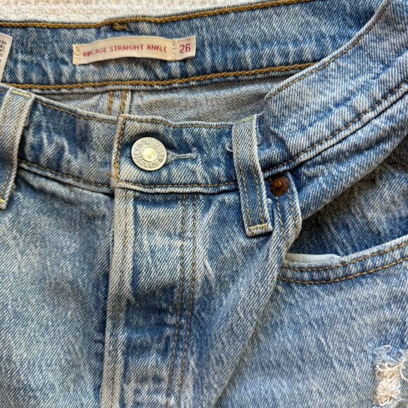 Levi's Women's Blue Jeans - Picture 3 of 5
